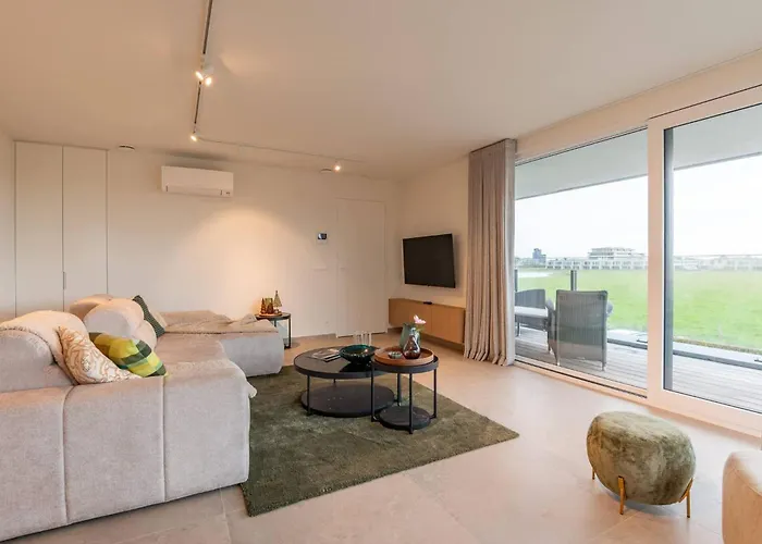 Sensational Brand New Duplex For 4 Ostend